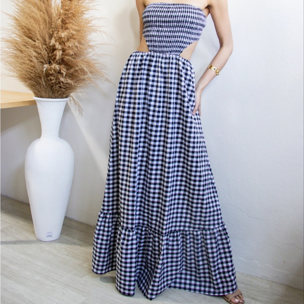 Strapless and Back Tie Gingham Dress NWOT- B & W✨